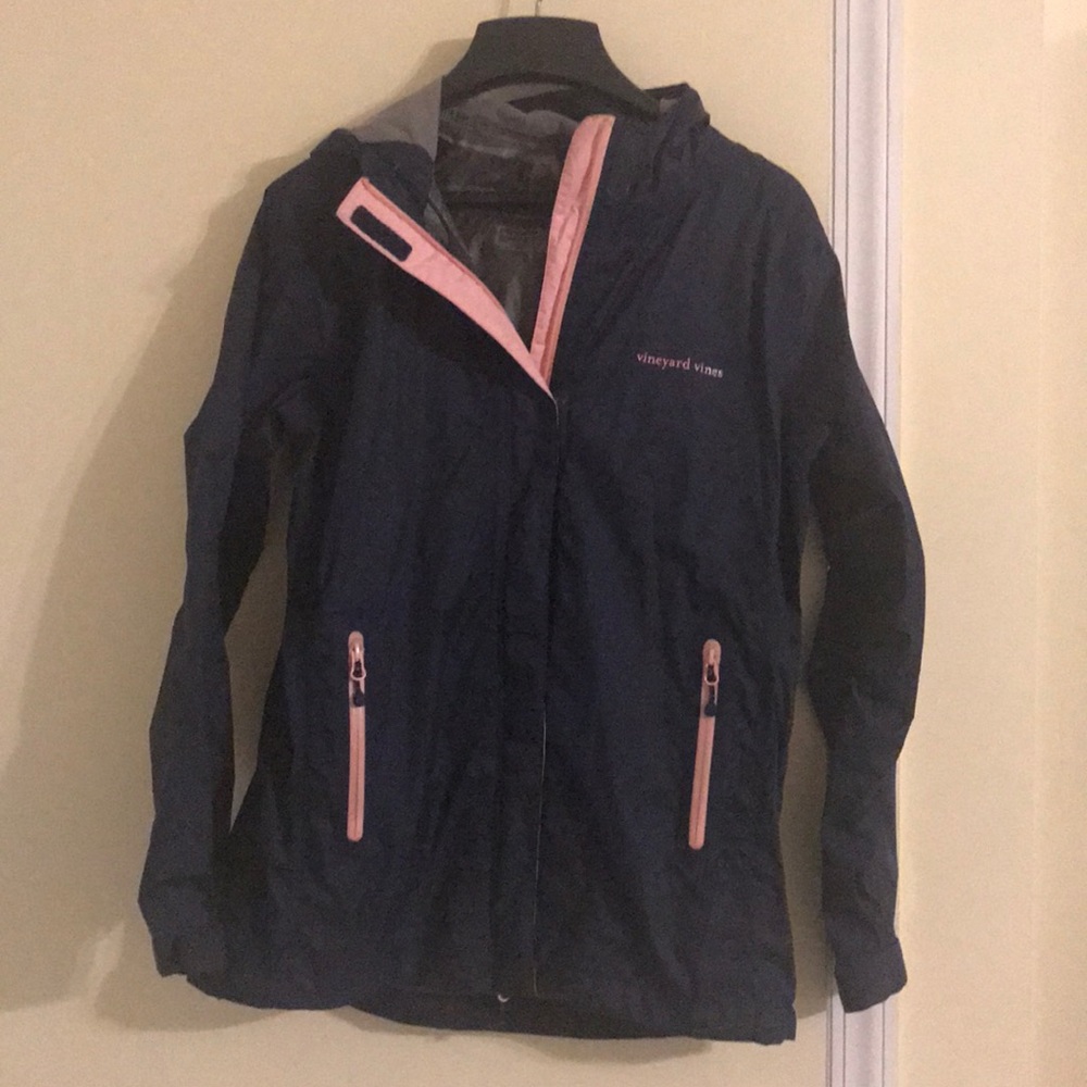 vineyard vines women’s raincoat